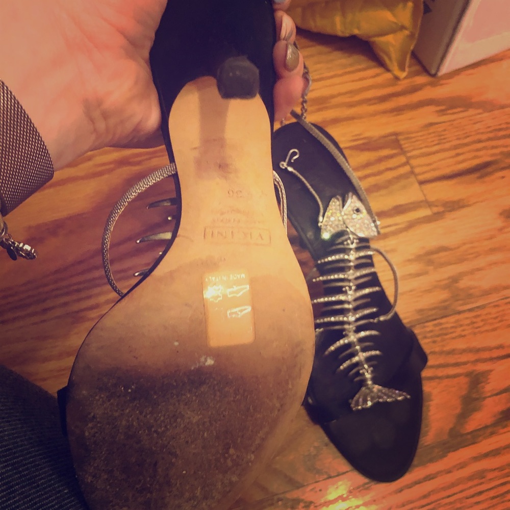 Vince heels